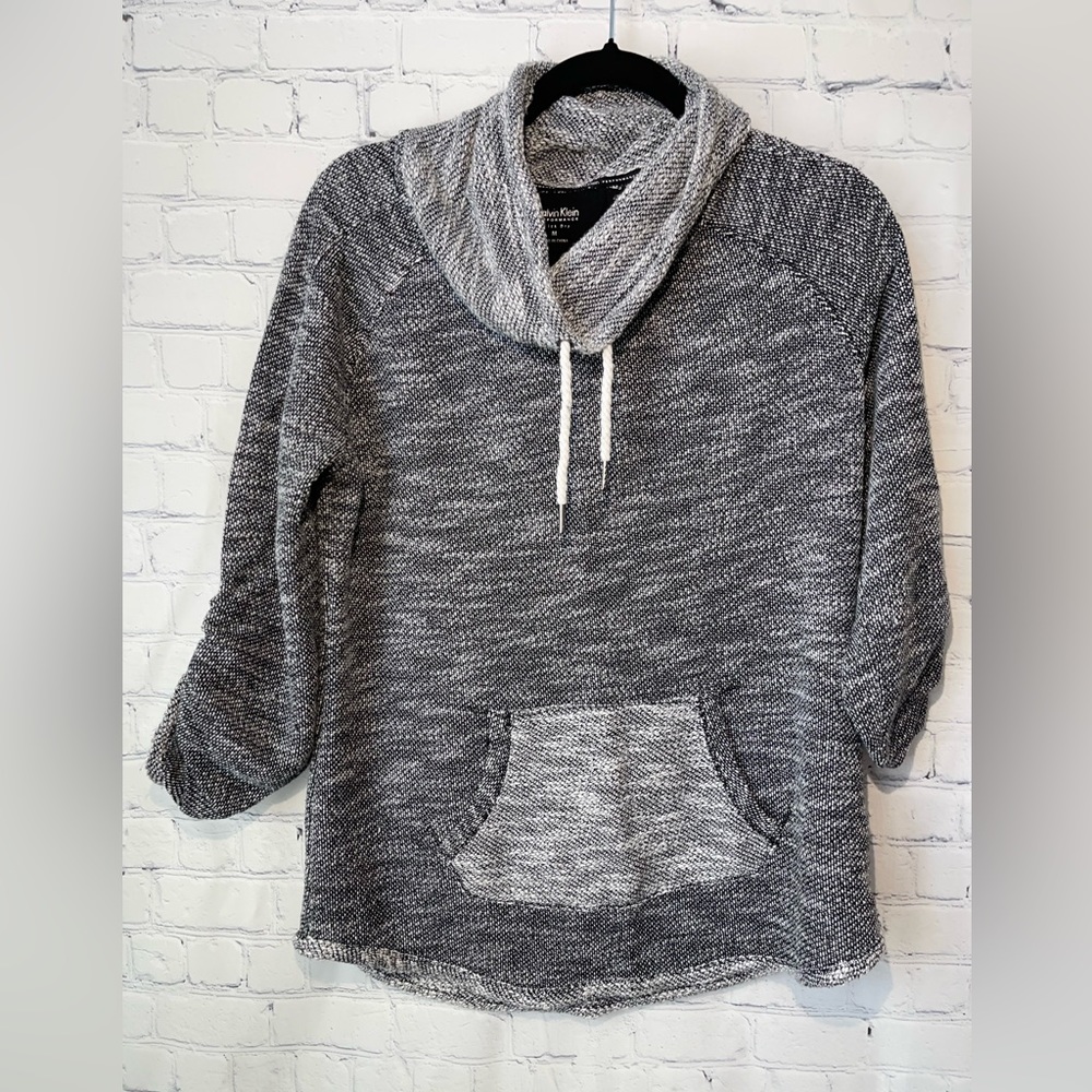 Calvin Klein Performance size medium black & white